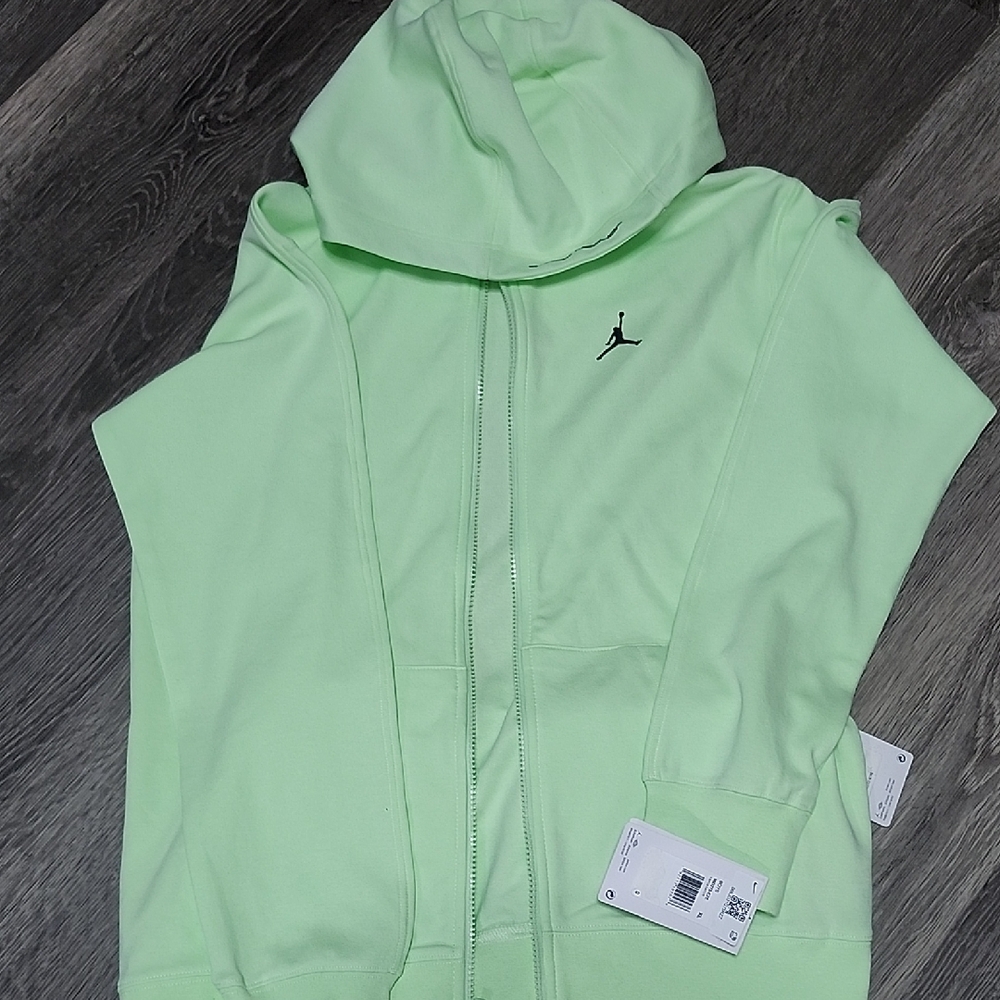 Jordan Kids Matching Set in Light Green and Black